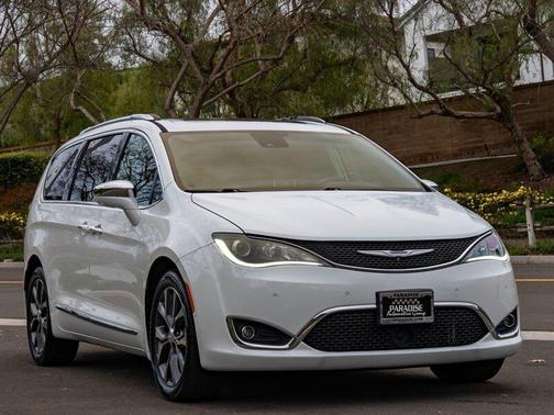 2018 Chrysler Pacifica Limited