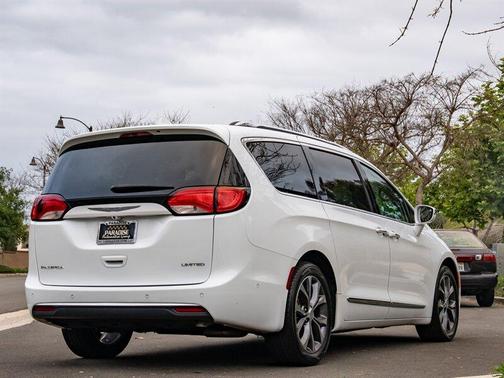 2018 Chrysler Pacifica Limited