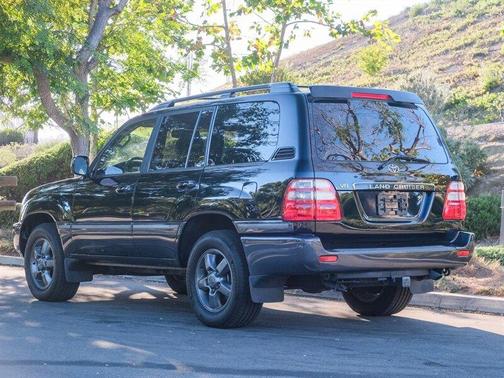 2005 Toyota Land Cruiser V8
