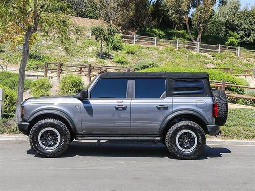 2021 Ford Bronco Base Advanced