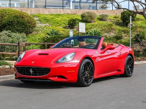 2010 Ferrari California Base