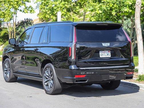 2021 Cadillac Escalade ESV Sport