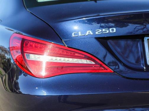 2018 Mercedes-Benz CLA 250 Base 4MATIC