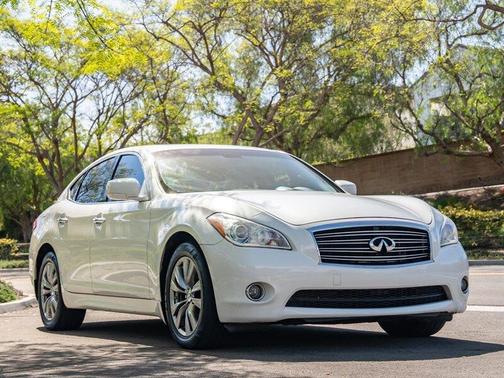 2013 INFINITI M37 Base