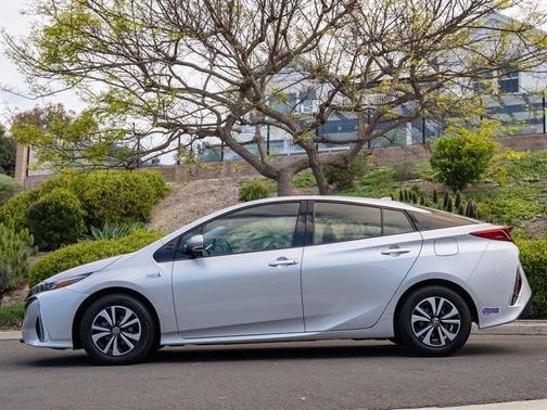 2018 Toyota Prius Prime Premium