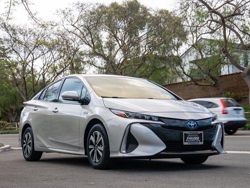 2018 Toyota Prius Prime Premium