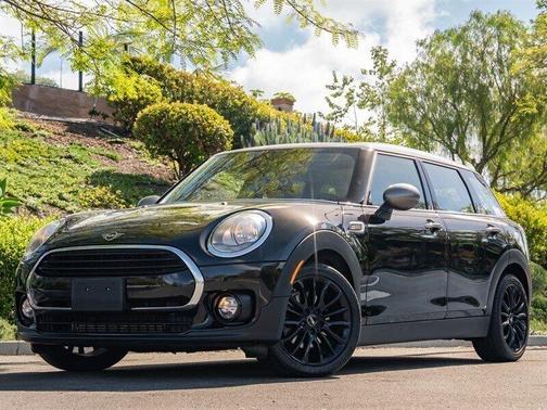 Midnight Black Metallic 2019 MINI Clubman Cooper