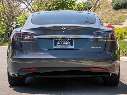 2021 Tesla Model S Long Range