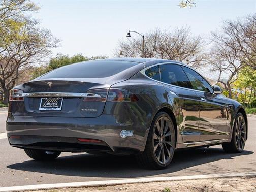 2021 Tesla Model S Long Range
