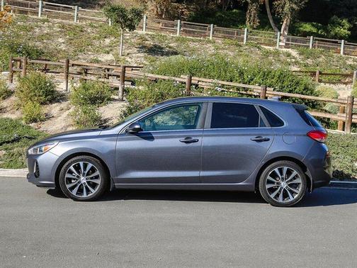 2018 Hyundai Elantra GT Base