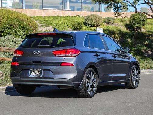 2018 Hyundai Elantra GT Base