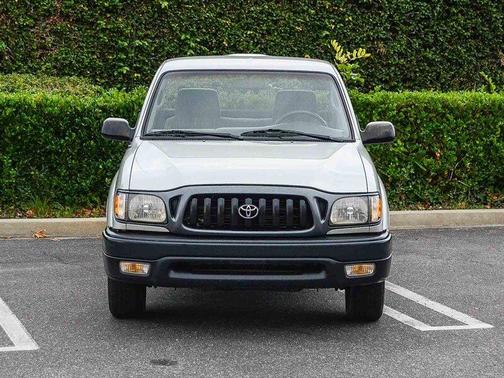 2004 Toyota Tacoma Base