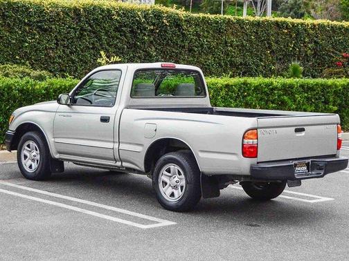 2004 Toyota Tacoma Base