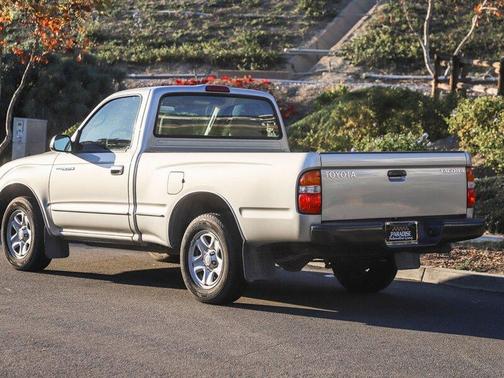 2004 Toyota Tacoma Base