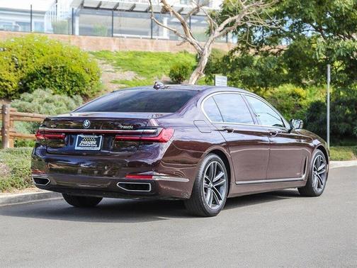 Royal Burgundy Red Metallic 2020 BMW 750 i xDrive