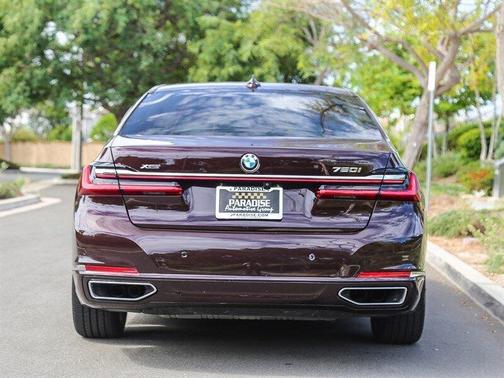 Royal Burgundy Red Metallic 2020 BMW 750 i xDrive