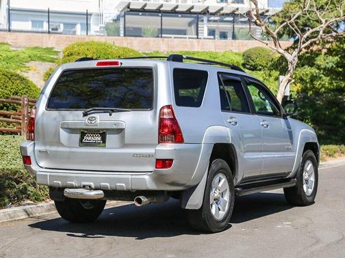 2005 Toyota 4Runner SR5