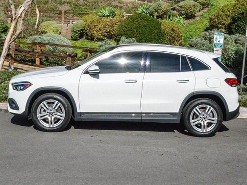 2022 Mercedes-Benz GLA 250 Base