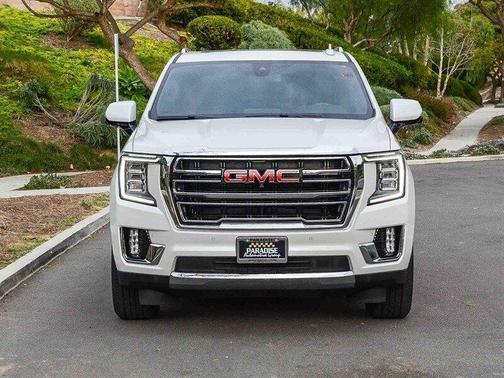 2022 GMC Yukon SLT