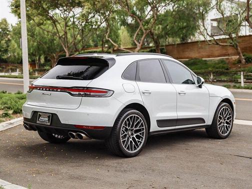 White 2021 Porsche Macan S