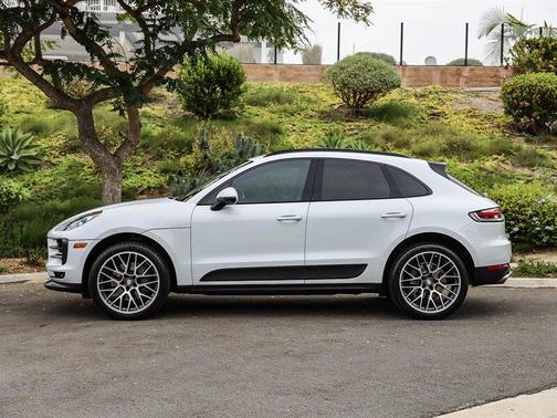 White 2021 Porsche Macan S