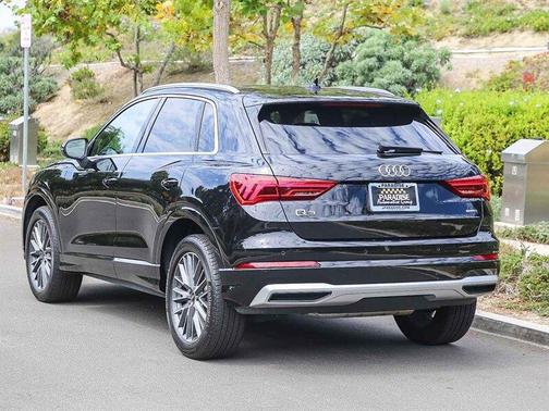 2022 Audi Q3 40 Premium