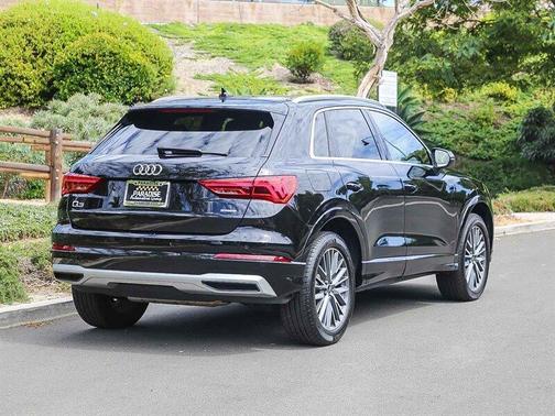 2022 Audi Q3 40 Premium
