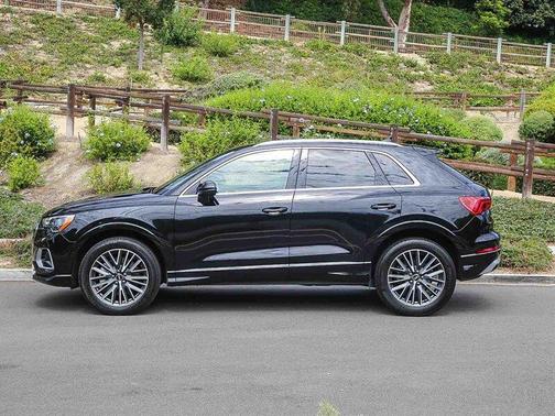 2022 Audi Q3 40 Premium