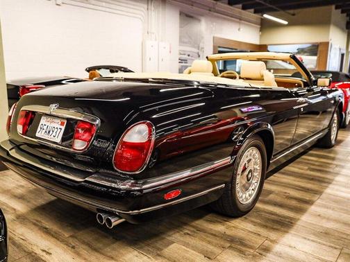 Black 2000 Rolls-Royce Corniche