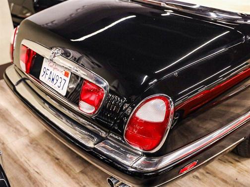 Black 2000 Rolls-Royce Corniche