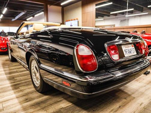 Black 2000 Rolls-Royce Corniche