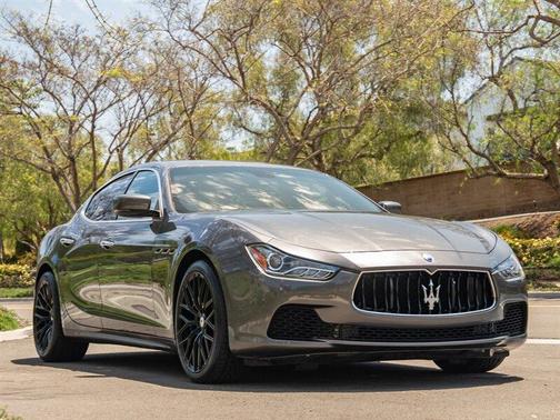 2016 Maserati Ghibli Base