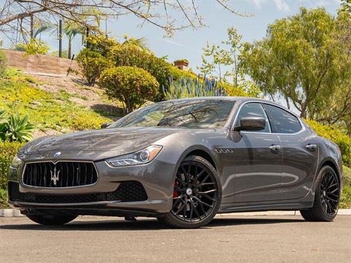 2016 Maserati Ghibli Base