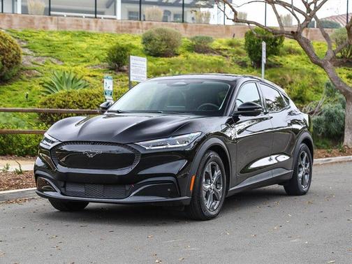 2023 Ford Mustang Mach-E Select