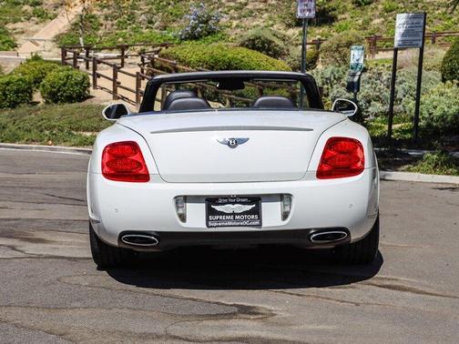 White Satin 2011 Bentley Continental GTC Speed