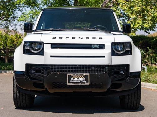 2022 Land Rover Defender 110 X-Dynamic SE
