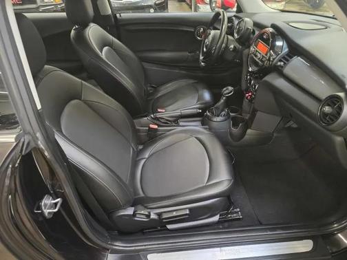 2015 MINI Hardtop Cooper