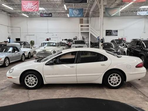 Stone White Clear Coat 1998 Chrysler Concorde LX