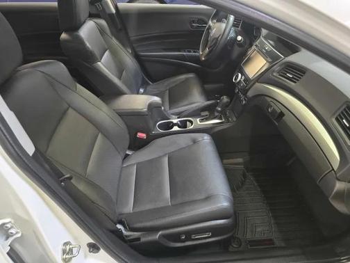 Bellanova White Pearl 2016 Acura ILX 2.4L