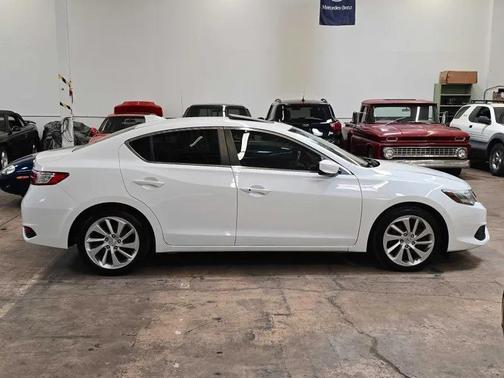 Bellanova White Pearl 2016 Acura ILX 2.4L