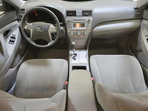 Classic Silver Metallic 2008 Toyota Camry LE