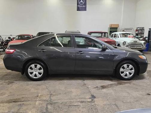 Classic Silver Metallic 2008 Toyota Camry LE