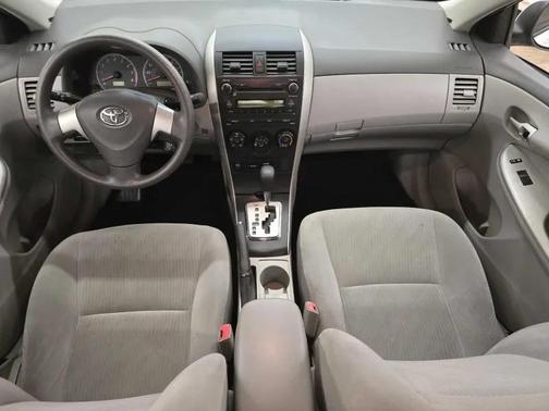 Super White 2010 Toyota Corolla LE