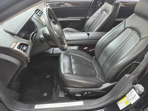 2013 Lincoln MKZ Base