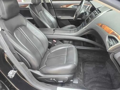 2013 Lincoln MKZ Base