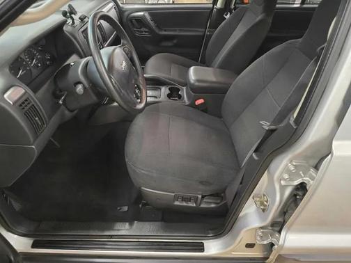 2003 Jeep Grand Cherokee Laredo