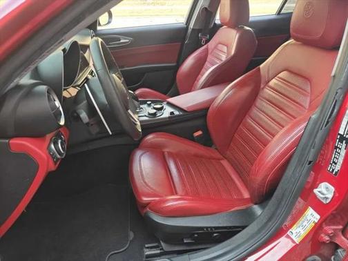 2019 Alfa Romeo Giulia Ti Sport