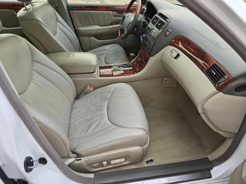 2002 Lexus LS 430 Base