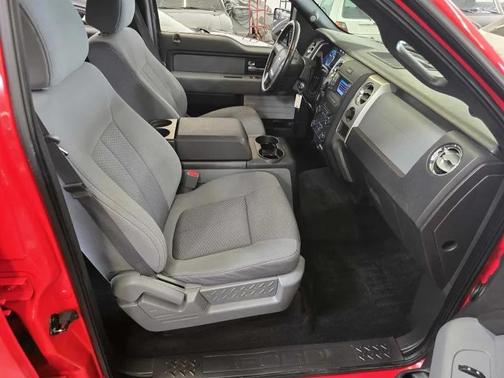 Red 2013 Ford F-150 XLT