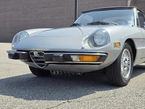 1974 Alfa Romeo Spider Spider Veloce 2000 Iniezione